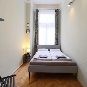  Apartament Joseph Boulevard - 3bdr, 2bath, 8ppl Ungaria